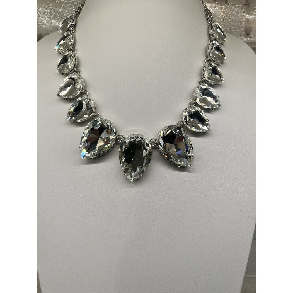 Natasha Silver Tone & Diamond Teardrop  Faceted Statement Collar Necklace 20"